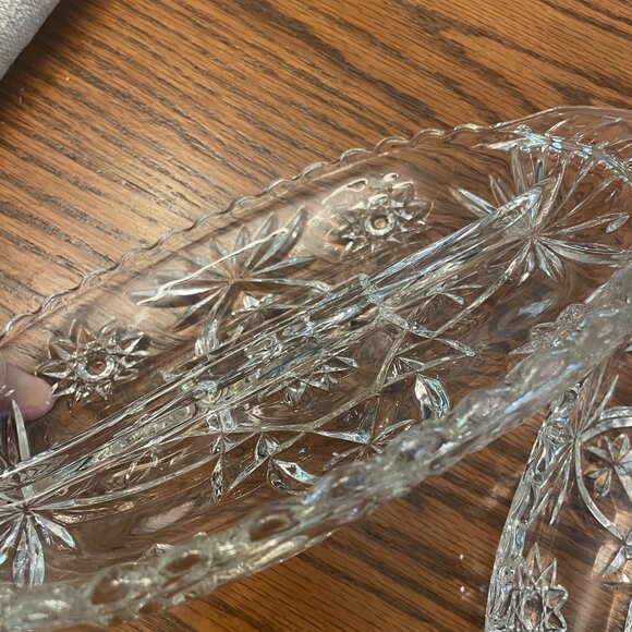Set of 2 Identical Depression Cut Glass Divided Relish Trays Clear Oval Star - Picture 12 of 14